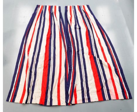 A PAIR OF BOLD RED BLUE AND WHITE STRIPED LINED CURTAINS 244cm drop x 65cm wide 