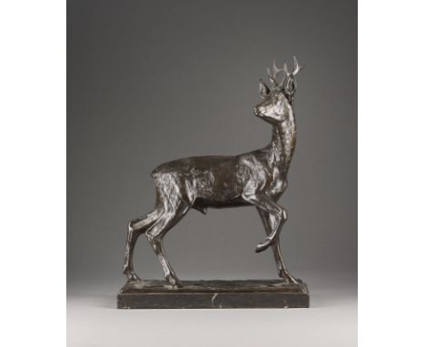 FRITZ DILLER1875 Gertshausen - 1946 MünchenREHBOCK Galvano-Bronze, dunkel patiniert, auf rechteckiger Plinthe und Marmorsocke