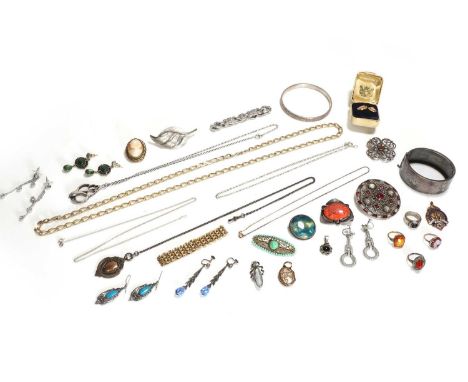 A group of gold, silver and costume jewellery, to include: a 9ct gold enamel fob pendant, Birmingham 1924, a group of silver 