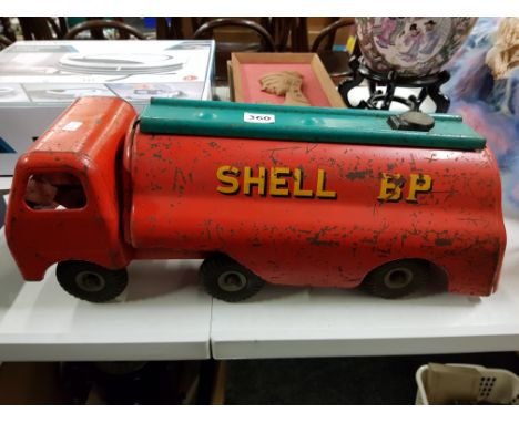 ANTIQUE TIN PLATE SHELL-BP TOY TANKER