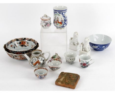 
	
		A selection of 18th and 19th century Chinese porcelain including an early 19th century tea bowl decorated with 2 horses,