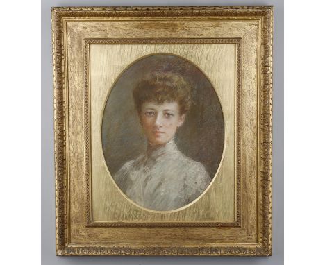 
	
		Late 19th century English School
		Portrait of a woman
		Pastels
		Apparently unsigned
		39 x 30.5cm (15¼ x 12 in.)
		Fr