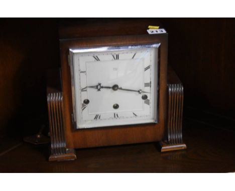 Deco mantle clock