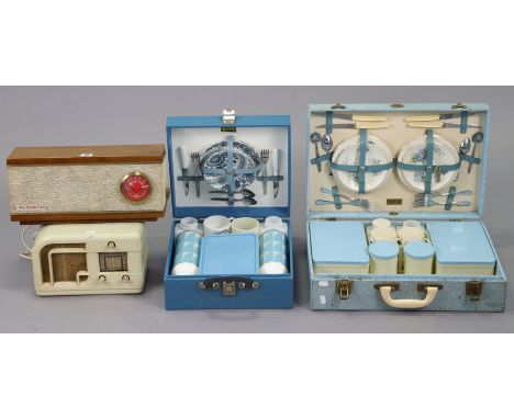 A vintage Ever Ready “Sky Baron” valve radio; together with another vintage radio; &amp; two Brexton’s picnic sets.