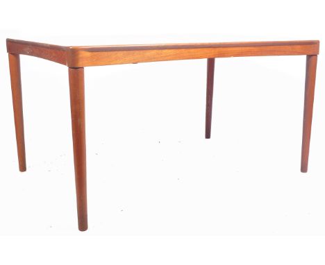 Henry Walter Klein - Bramin - An original retro vintage 1960's Danish teak wood extendable dining table having a pullout rect