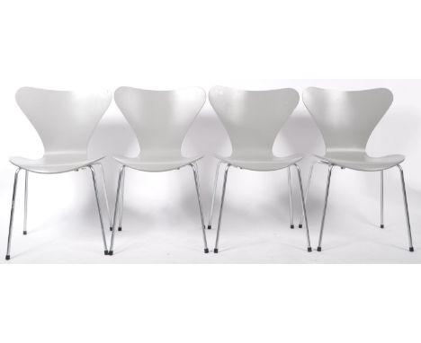 Arne Jacobsen - Fritz Hansen - A set of four original late 20th Century 1995&nbsp; Danish retro vintage stacking dining / sid