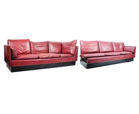 George Thams - Kvalitet - A large and impressive retro vintage 1960's Danish modular ' L ' sofa comprising of two long sofa s