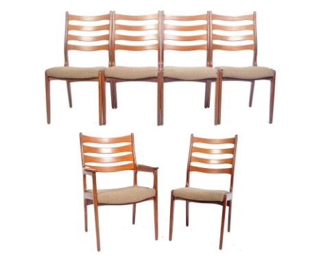 Believed Johannes Andersen - Uldum Mobelfabrik - A set of six retro vintage 1960's Danish teak wood dining chairs / side chai