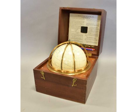 in original case with instruction leaflet to inside of lid approx 7" diameterGood to Excellent condition, but glode detached 