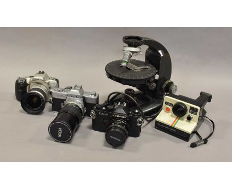 including Minolta Dynax 500si, Dynax 5, Minolta SRT101, Chinon CA-4, Olympus SP500UZ and Polaroid 1000 with associated lenses