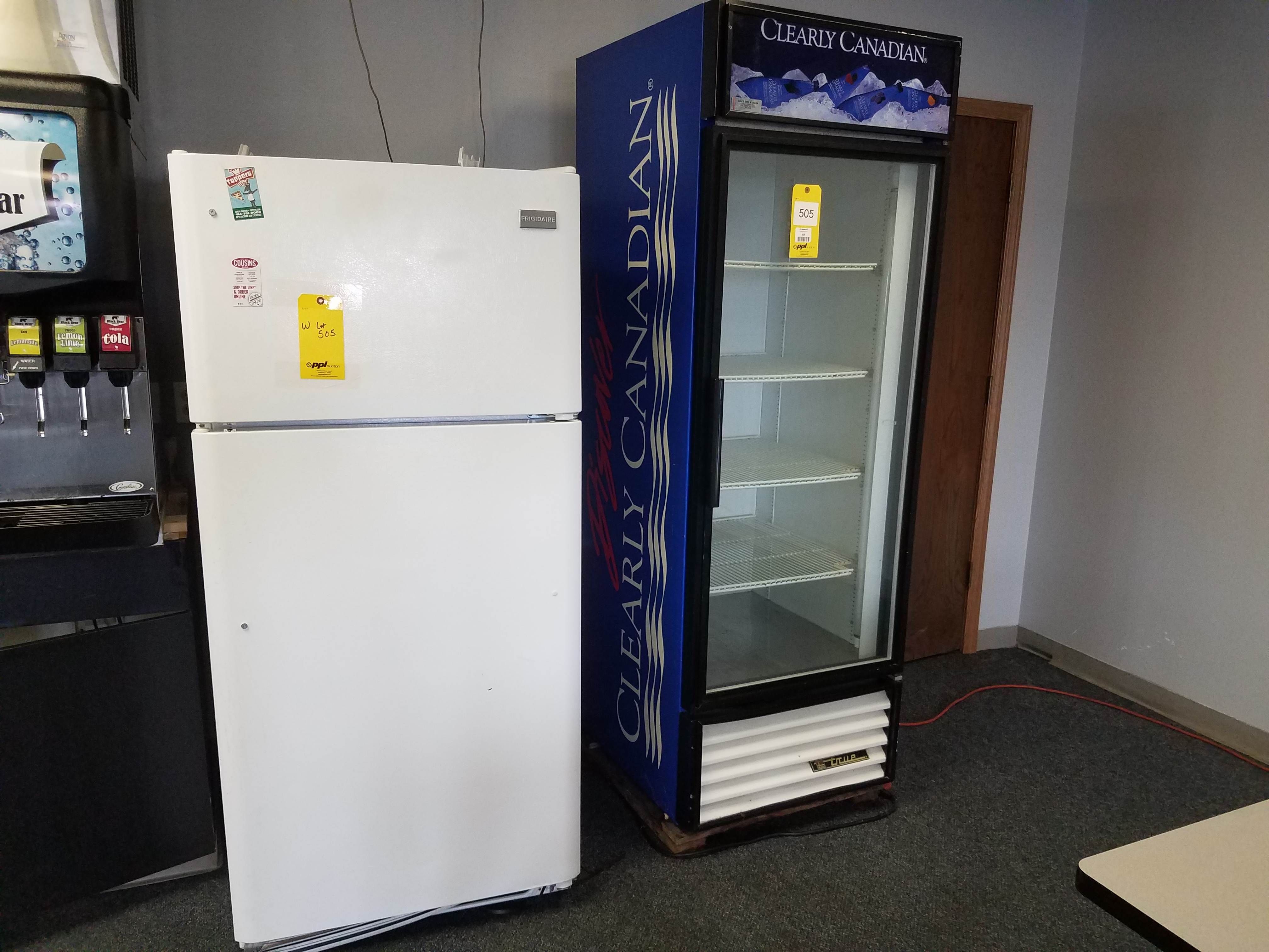 LOT True Glass Door Refrigerator, Frigidaire Refrigerator