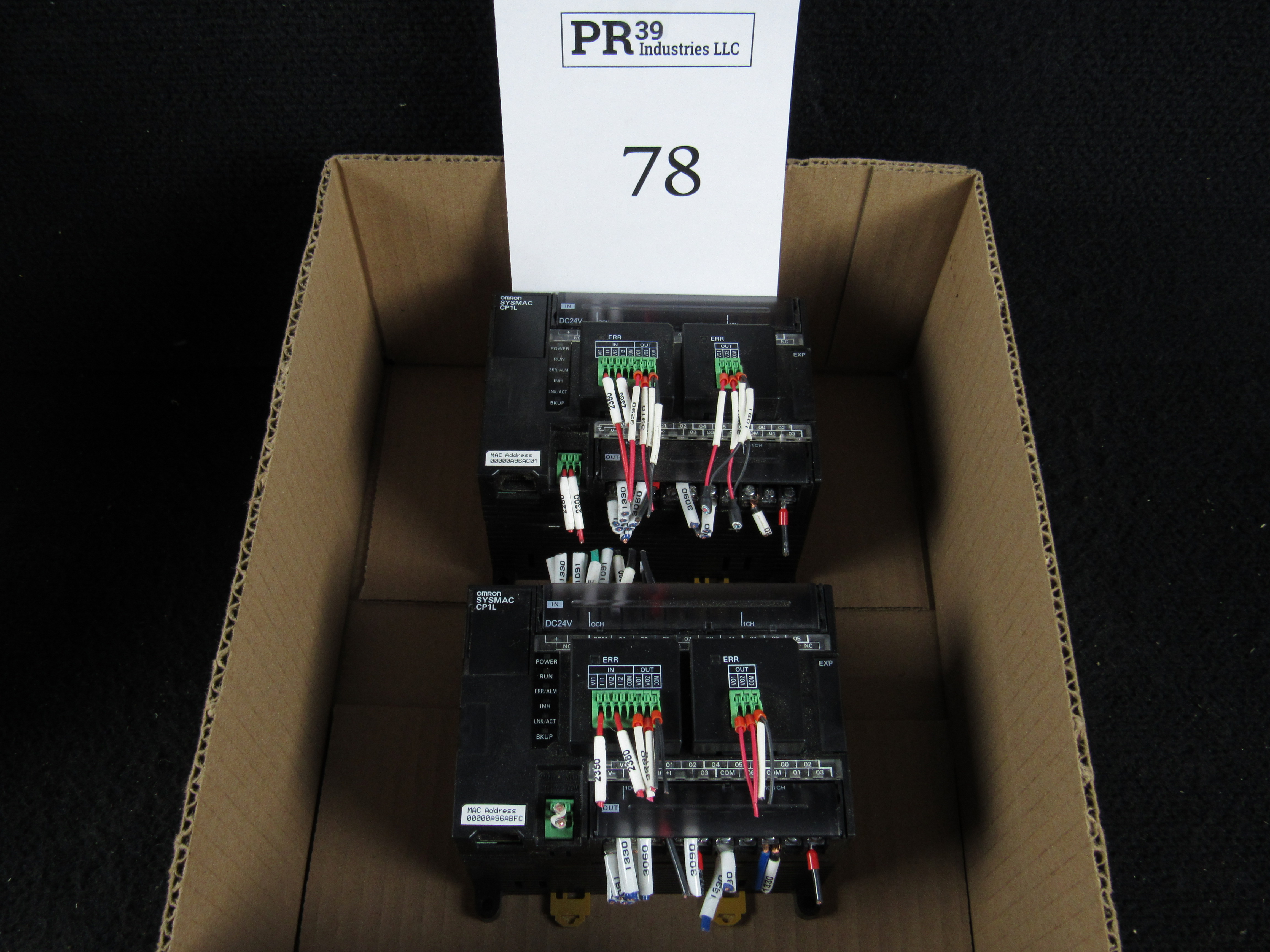 LOT OF 2 OMRON CP1L-EM30DT1-D PROGRAMMABLE CONTROLLER