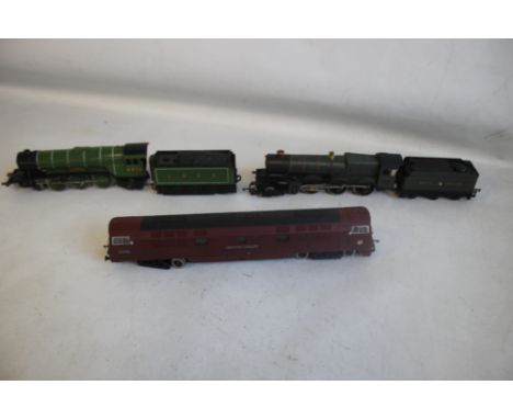 THREE LOCOMOTIVES TO INCLUDE HORNBY FLYING SCOTSMAN AND TENDER WITH EXHAUST STEAM SOUND (WHEEL CONFIG 4-6-2,) Lima King Georg