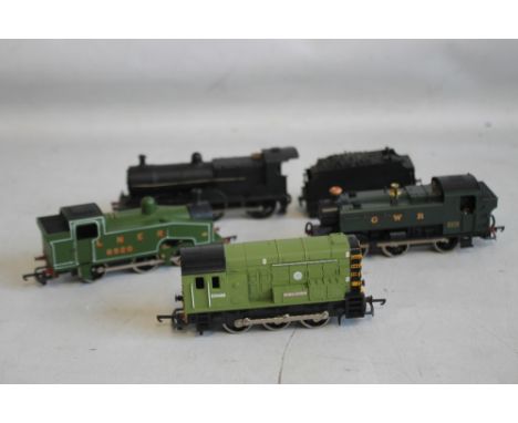 LIMA STEAM LOCOMOTIVE AND TENDER BOX INNER MISSING AND INCORRECT BOX, plus three LIMA Tank Units 205151, LNER 205101, GWR 205