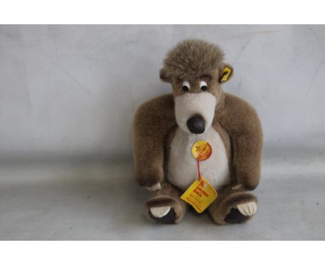 A VINTAGE "'STEIFF BALLOO"' BEAR, with original card tag attached, height 29 cm.