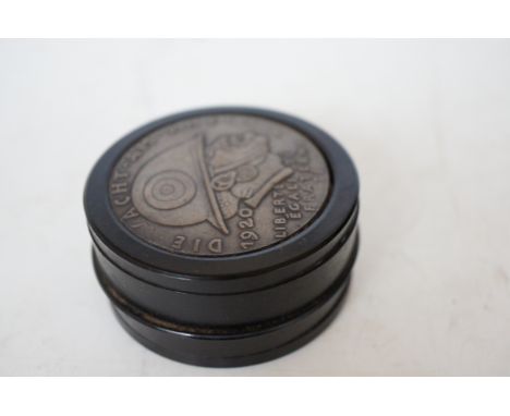 Bronze German snuff box 