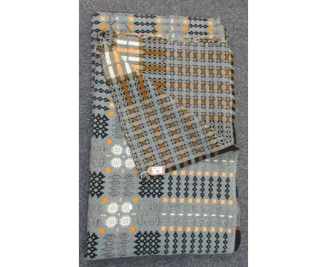 Grey ground Welsh tapestry woollen blanket. (B.P. 21% + VAT)One edge frayed with loose threads, minor fading to edges, no sta