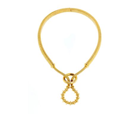 Boucheron, collier années 1930-40 or rose 750 à maille tubogas retenant au centre une maille serpent ornée d'une succession d