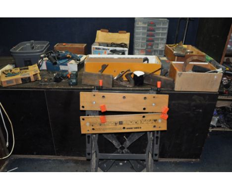 A COLLECTION OF HAND AND POWER TOOLS including a Bosch GBM10-2-RE drill, a Black and Decker 6v cordless drill (both PAT pass 