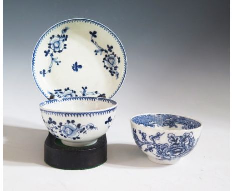 A Royal Worcester First Period Blue and White Bowl 17 cm diam., 18th century tea bowl with saucer and another decorated with 