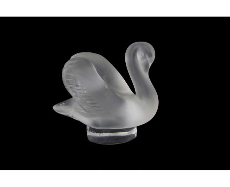 Lalique small model of a swan on circular base