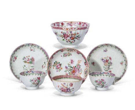 Quantity of tea bowls and saucers, all Chinese Qianlong period with famille rose type designs (7)
