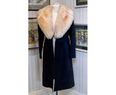 A 1970's Vintage Suede Coat Ladies full length coat with statement faux shearling shawl collar. Fashioned in heavy navy blue 