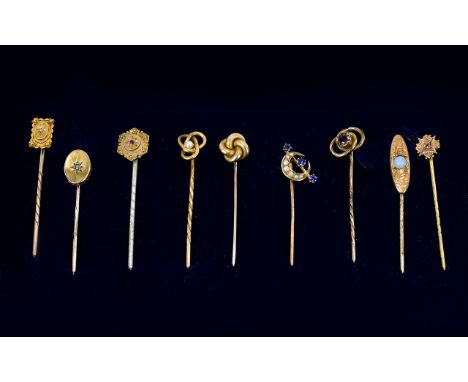 A Collection of Antique Period 9ct Gold Stone Set Assorted Stick Pins ( 9 ) Nine In Total. Stones Include Opal, Garnet, Diamo