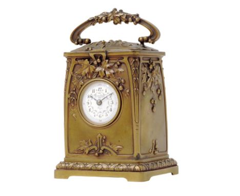 A rare carriage clock in Art Nouveau case, circular white enamel dial signed Susse Freres, Hors concours 1900, Paris, floral 