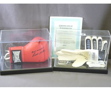SPORTING MEMORABILIA - Ricky Hatton signed Lonsdale glove in presentation case with certificate and Fabien Barthez, signed go