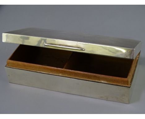 SILVER RECTANGULAR CIGARETTE BOX, Birmingham 1946, Maker Ernest W Haywood, cedar lined with engine turned top decoration and 