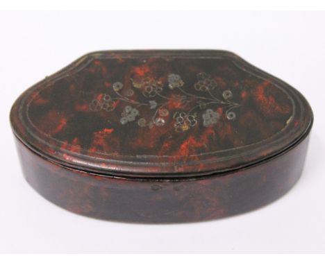 A 19th Century imitation tortoise shell papier mache and pique work snuff box. L8.3cm