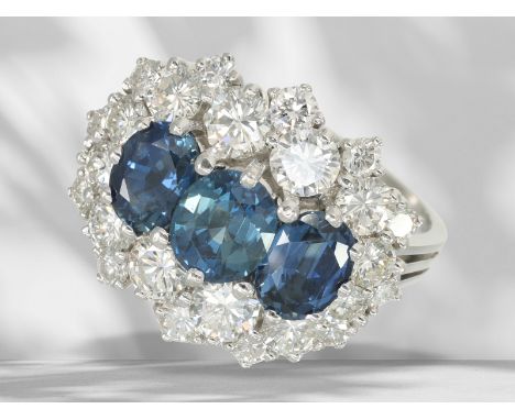 Ring: weißgoldener, äußerst dekorativer vintage Saphir/Brillant-Goldschmiedering, ca. 5ct: Ca. Ø18mm, RG56, ca. 8,5g, 14K Wei