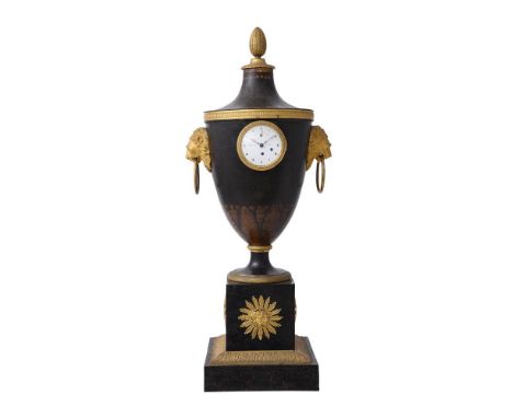 A FINE AND RARE FRENCH EMPIRE TOLE PEINTE NIGHT-AND-DAY PROJECTION TIMEPIECEBOFENSCHEN, PARIS, CIRCA 1815The circular four co