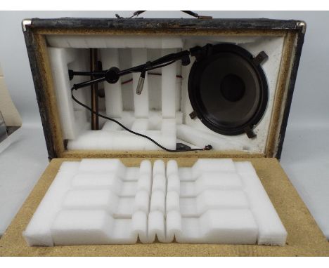 Guitar cab - Isolation cab. A project isolation cab with 1 x 12" speaker enclosed. Mic stand fitting and cable included. Item