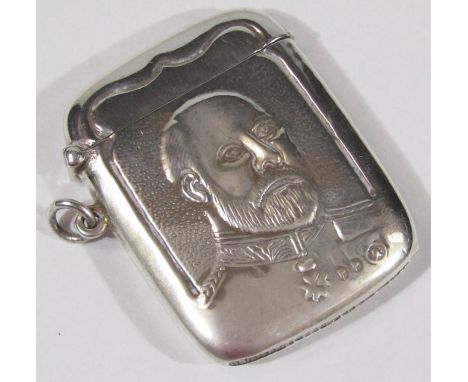 A vesta case with male portrait to both sides, white metal stamped 925.