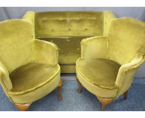 PARKER KNOLL VINTAGE BUTTON UPHOLSTERED DROP-END TWO SEATER SETTEE and a pair of similarly upholstered armchairs, 70cms H, 14