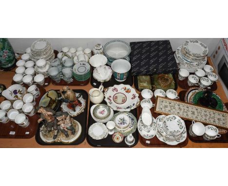 A large quantity of 20th century English pottery and porcelain, including: Roslyn china Whispering Grass teaset, Royal Worces