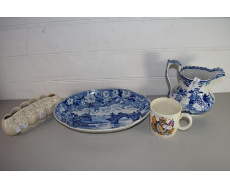 MIXED LOT: 19TH CENTURY BLUE AND WHITE OVAL DISH MARKED "PONTE ROTTO" (A/F), TOGETHER WITH A MASONS IRONSTONE JUG, A NEWHALL 