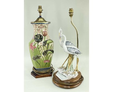 TWO MODERN ORNAMENTAL TABLE LAMPS, comprising Italian 'Florence' heron lamp base with tasselled shade, 42cmh, and a Roochamp 