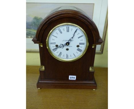 20TH CENTURY REPRODUCTION MAHOGANY ARCHED CASED BRACKET CLOCK 30CM HIGH 