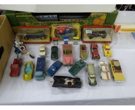 THREE BOX MODELS OF YESTERYEAR CLASSIC CARS, BOXED MATCHBOX SIVA SPYDER AND A BAG OF PLAYWORN CORGI AND DINKY CARS INCLUDING 