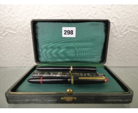 FOUR VINTAGE FOUNTAIN PENS 