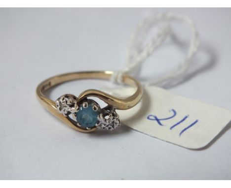 9ct topaz crossover ring approx size  P    