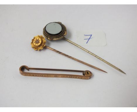 9ct stick pin etc       