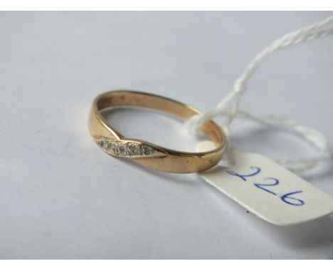 9ct diamond band ring approx size P     