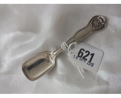Georgian hour glass pattern caddy scoup, 4" long Lon  1834 28g.        