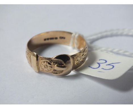 9ct buckle band ring approx size P  2.7g         