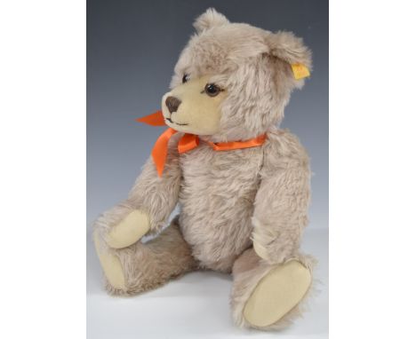 Steiff Teddy bear&nbsp;with growler, grey mohair, shaved snout, disc joints, cloth pads and stitched features, 40cm tall.&nbs