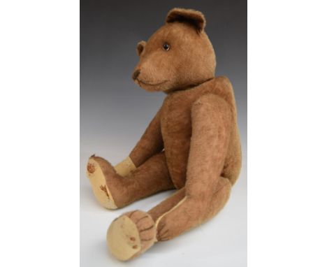 Steiff or similar Teddy bear with growler, cinnamon mohair, straw filling, disc joints and stitched features, largest 68cm ta